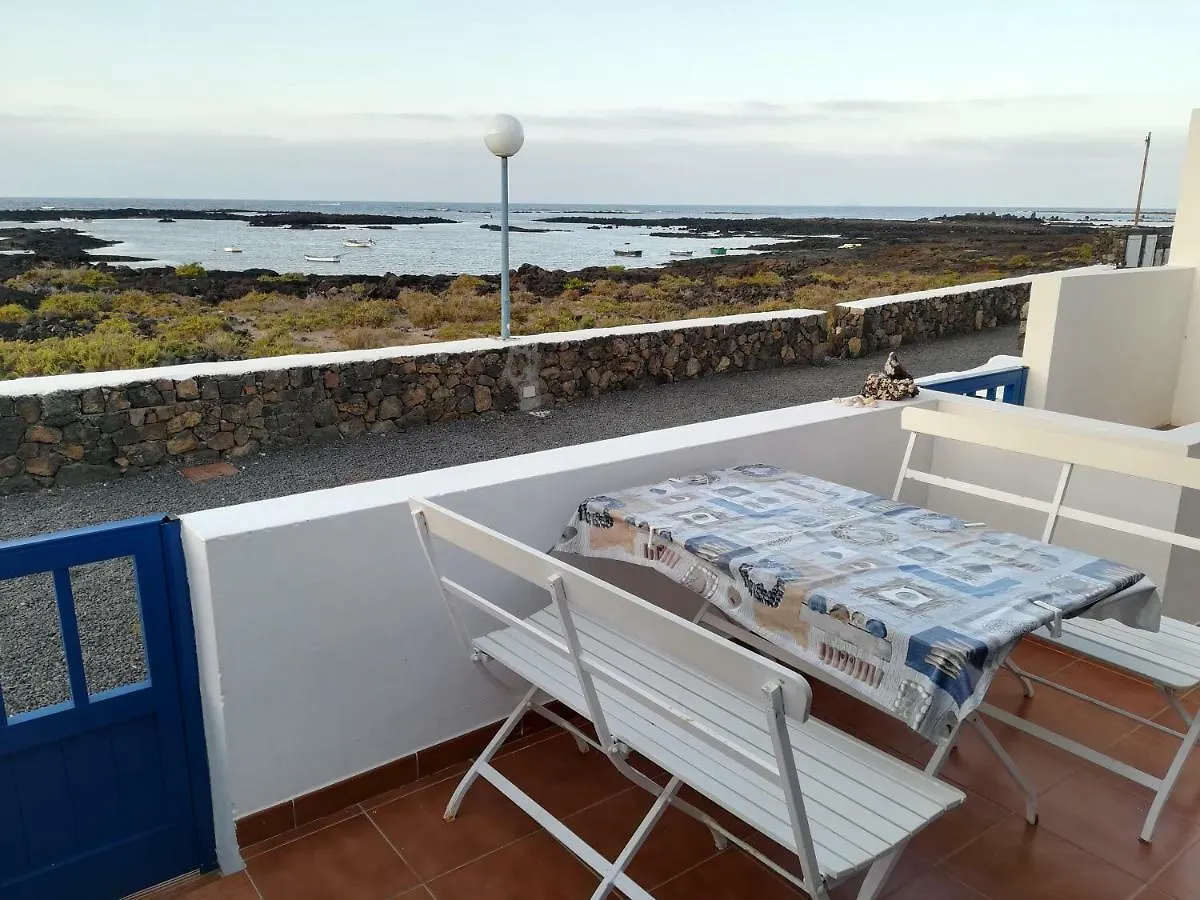 Brisamarina de Órzola Villa Tatil Evi Orzola